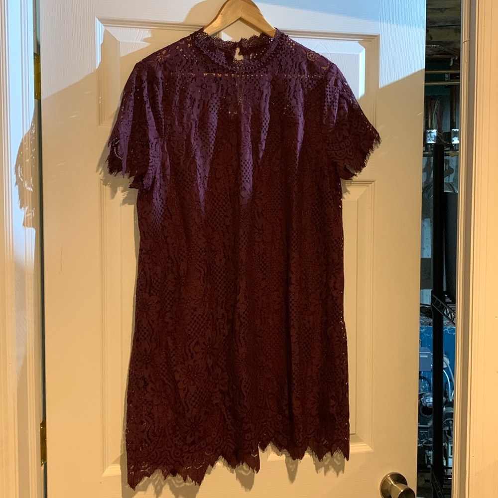 Maroon womens eyelet dress size medium brand new never worn